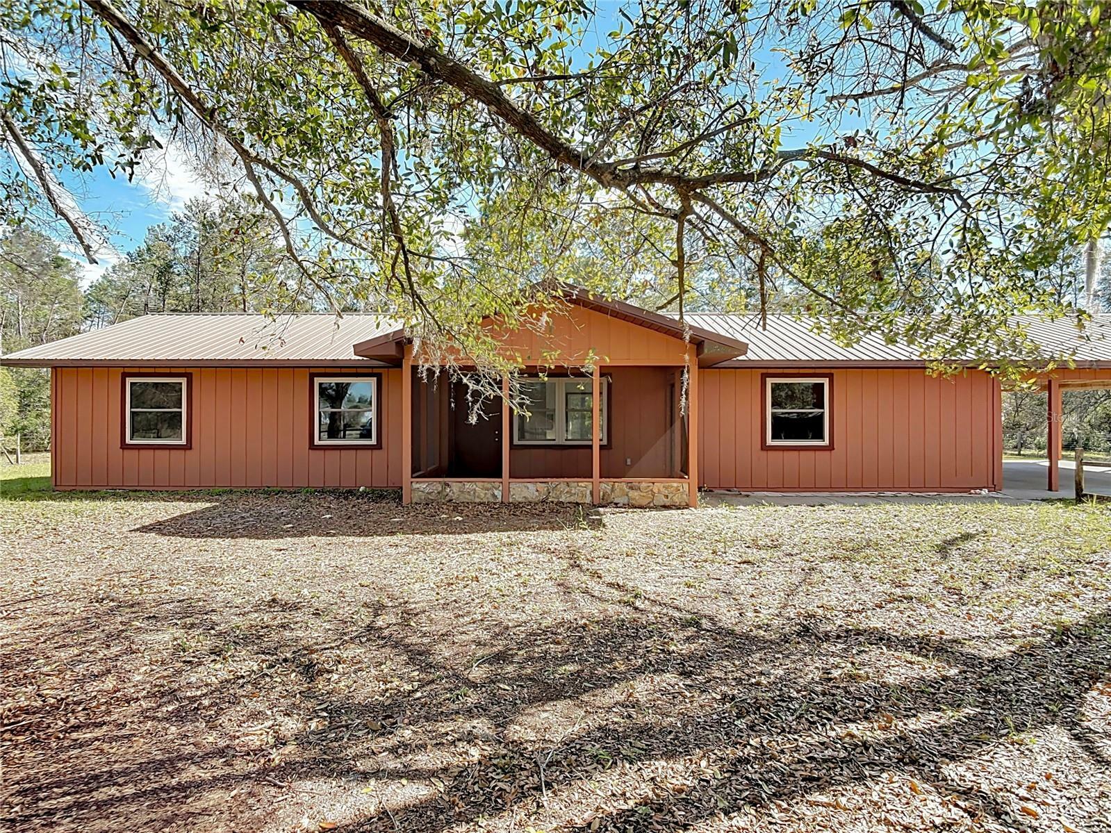 Property Photo:  31926 Stearns Drive  FL 32736 