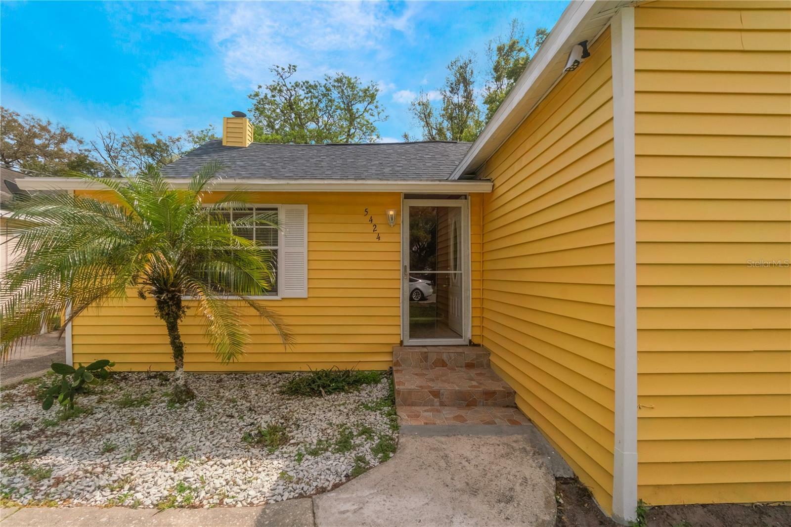 Property Photo:  5424 Blue Grass Street  FL 32810 