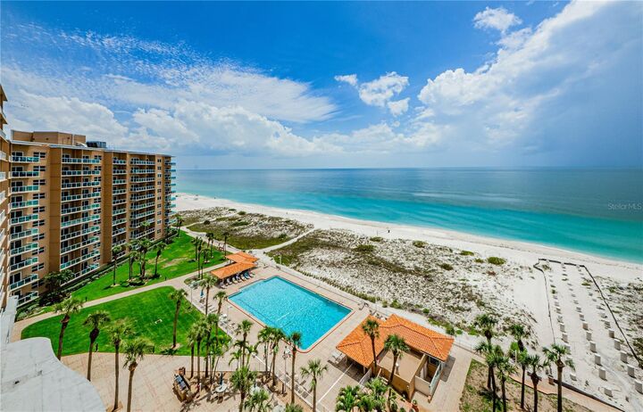 Property Photo:  880 Mandalay Avenue N901  FL 33767 