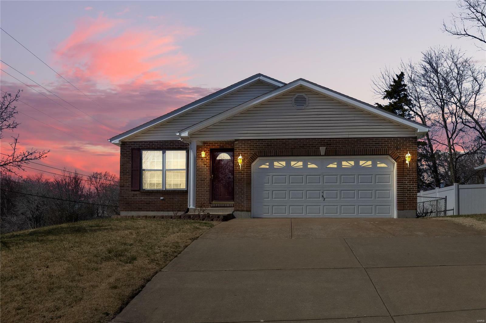 Property Photo: 95 Holdinghausen Drive MO 63019