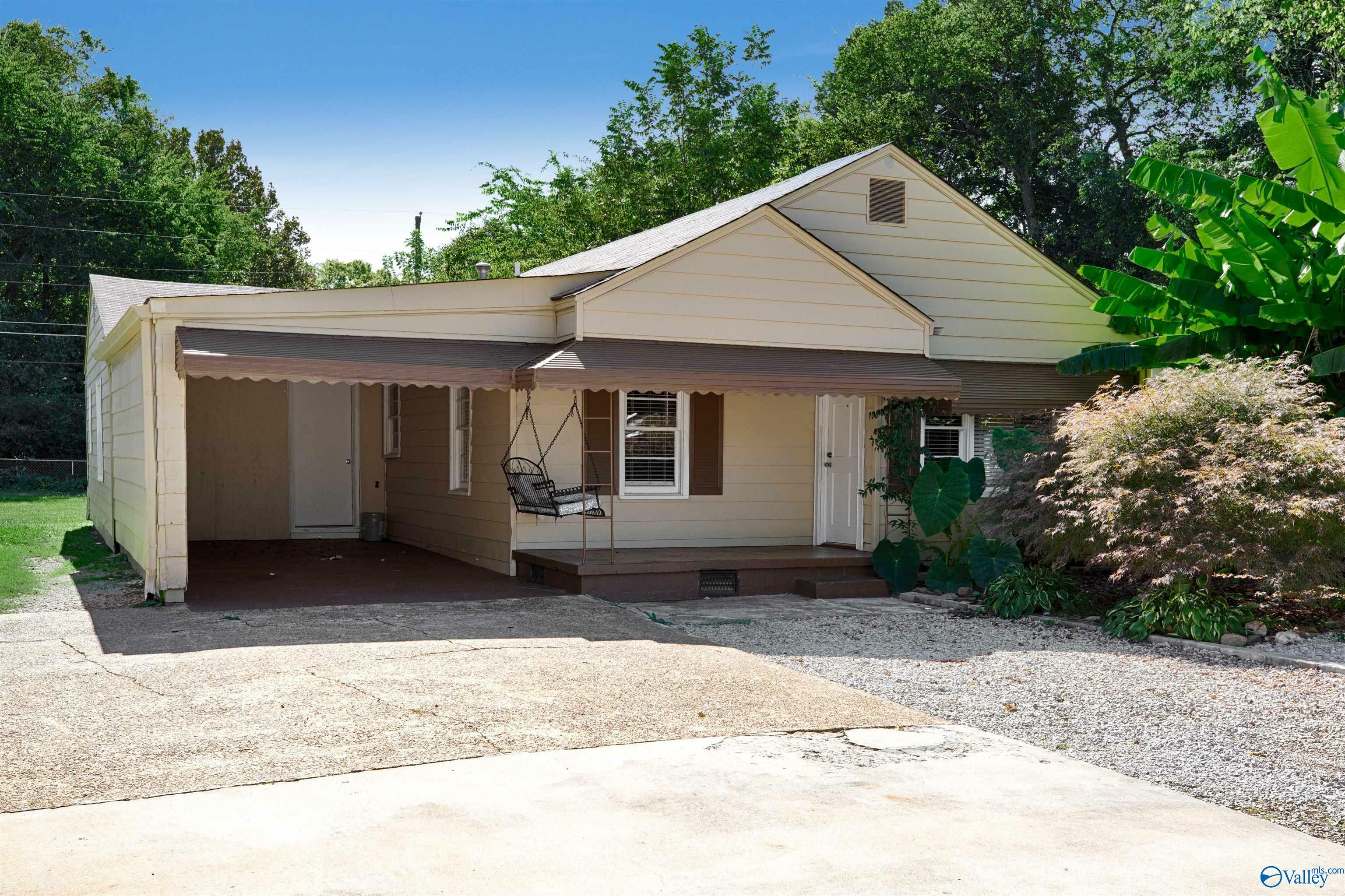 Property Photo:  1544 McKinley Avenue  AL 35801 