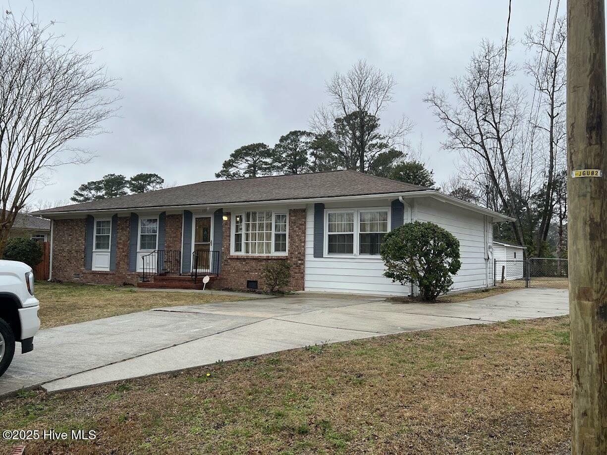 Property Photo: 102 Greencrest Circle NC 28540