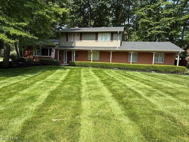 Property Photo:  8674 Hunters Trail  OH 44484 