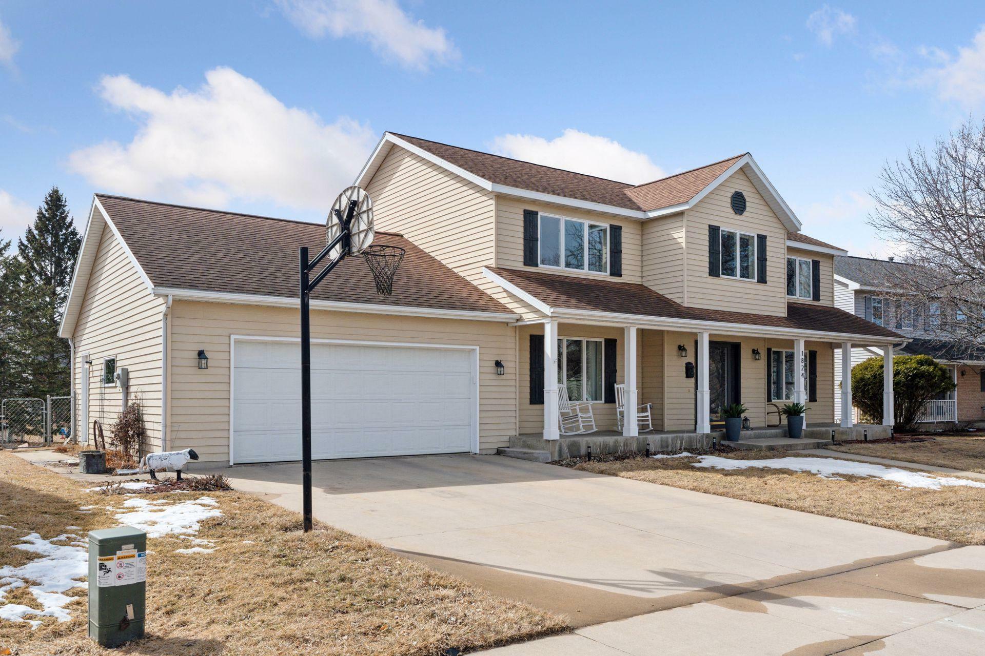 Property Photo:  1824 Viola Heights Lane NE  MN 55906 