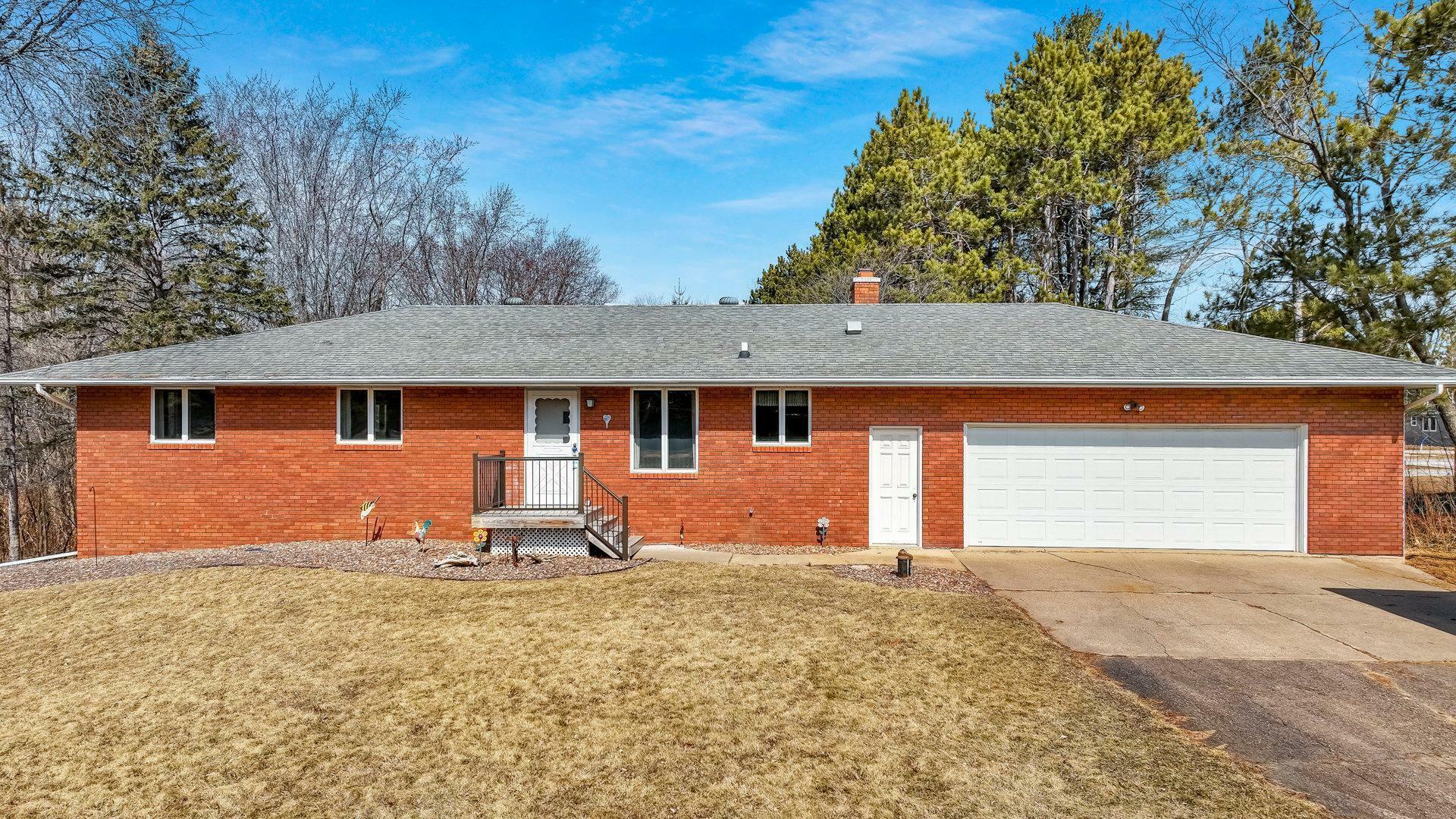 3102 Driftwood Lane  Eau Claire WI 54703 photo