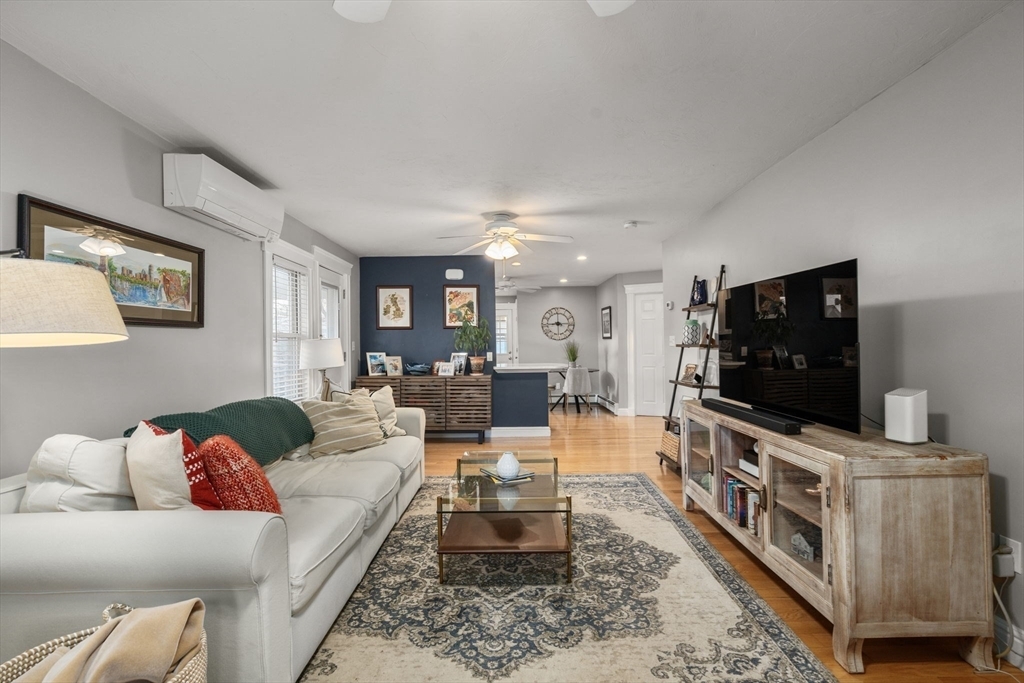 Property Photo:  68 Wheatland St Ph  MA 02145 