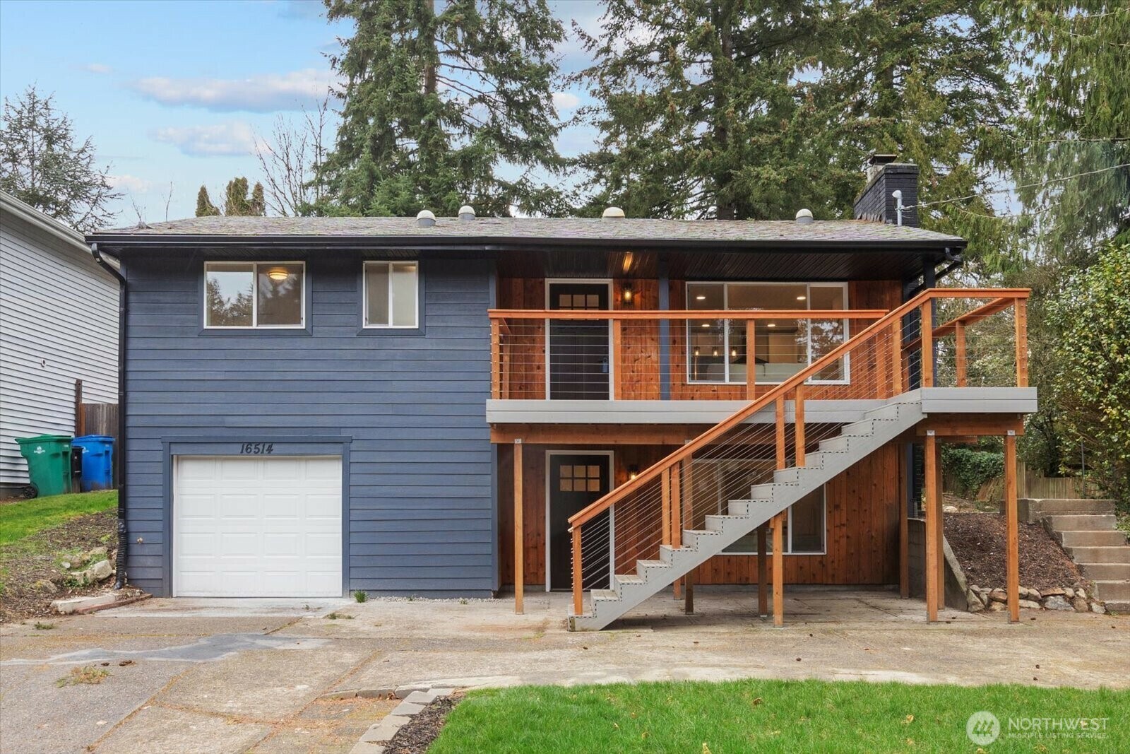 Property Photo:  16514  Wallingford Avenue N  WA 98133 