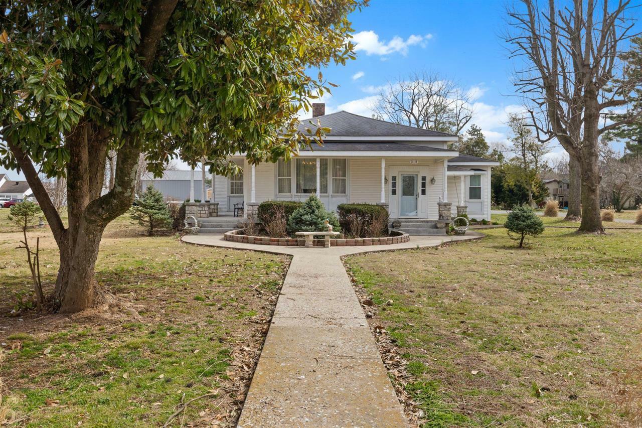 318 College Street  Smiths Grove KY 42171 photo