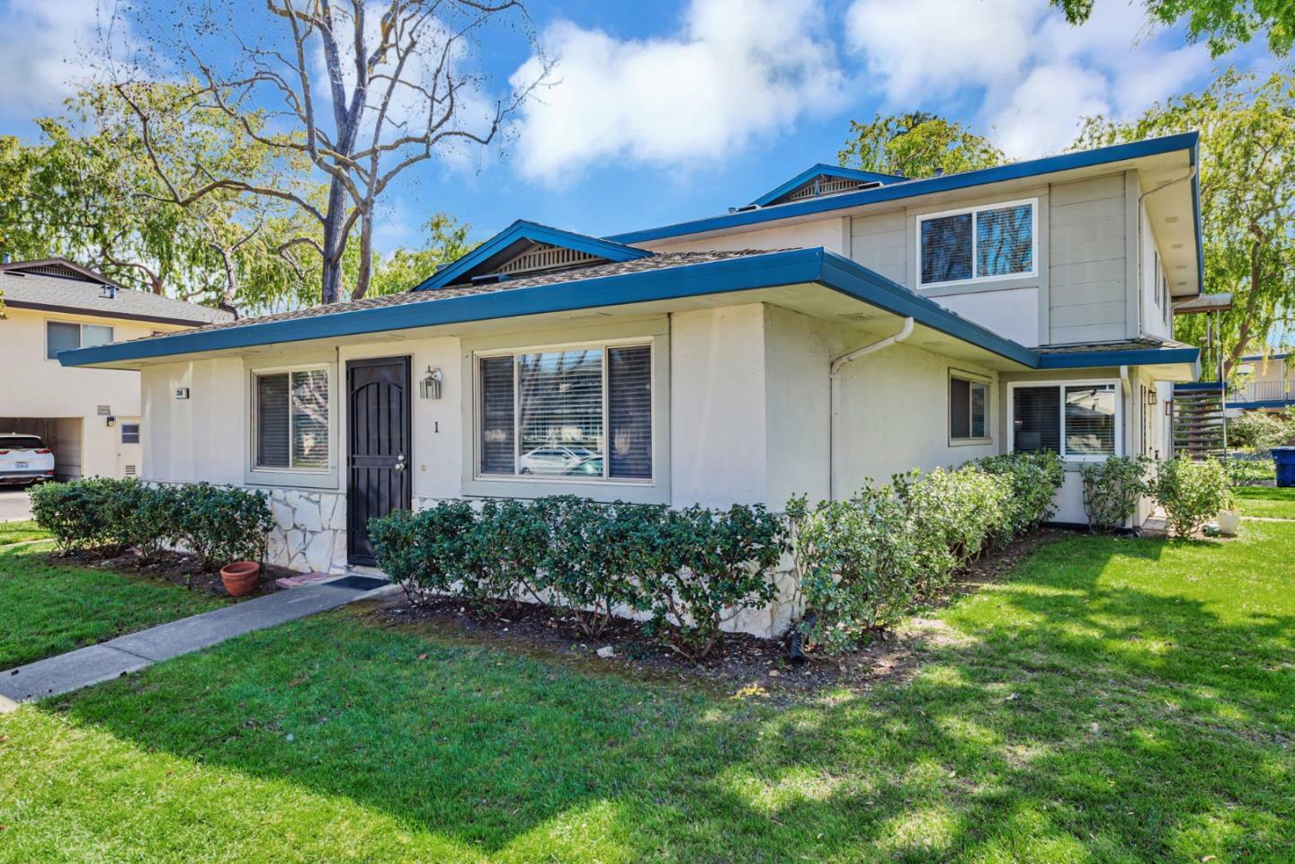 Property Photo:  250 Watson Drive 2  CA 95008 