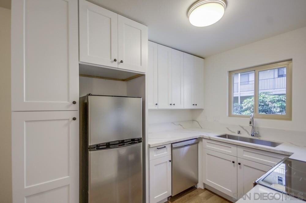Property Photo:  3535 Monroe Ave 4  CA 92116 