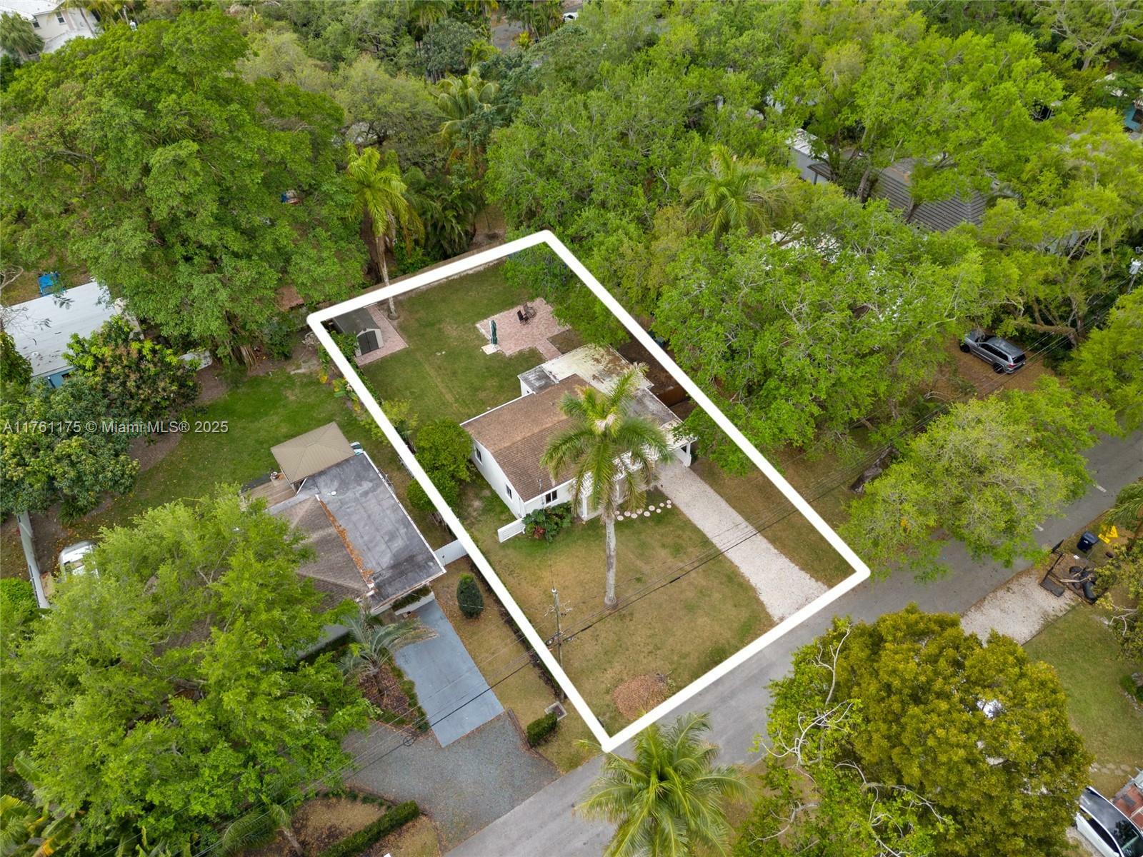 Property Photo:  6820 SW 77th Ter  FL 33143 