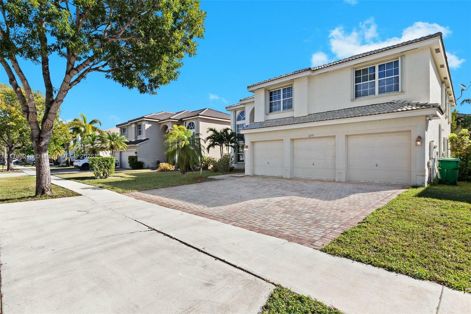 Property Photo: 2235 SW 166th Ave FL 33027