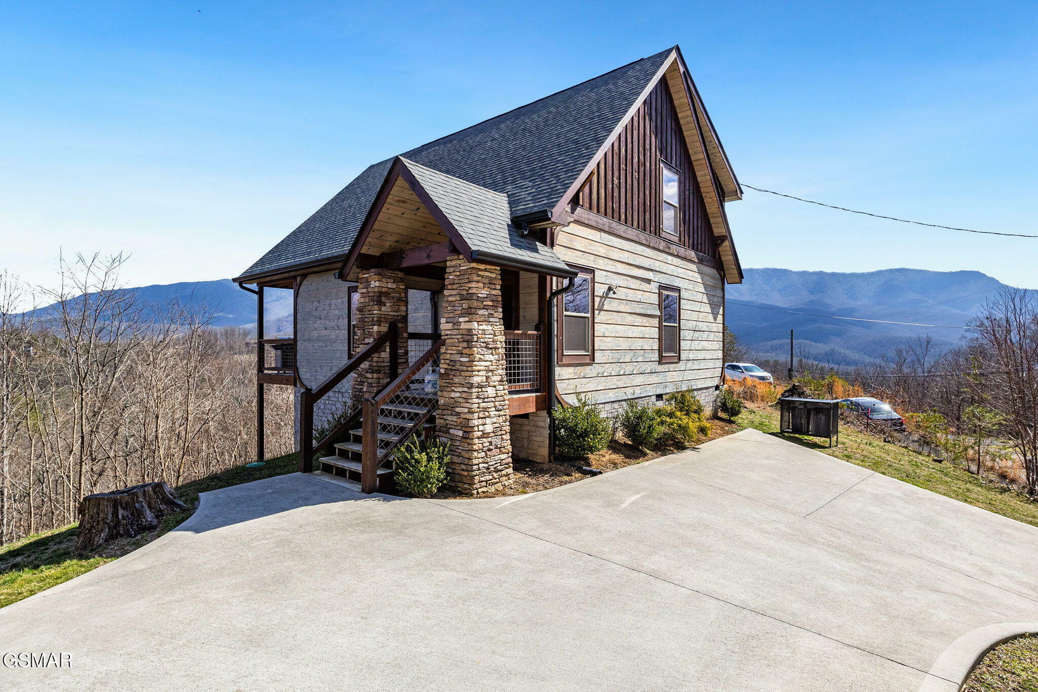 Property Photo: 719 Upper Windsor Way TN 37738