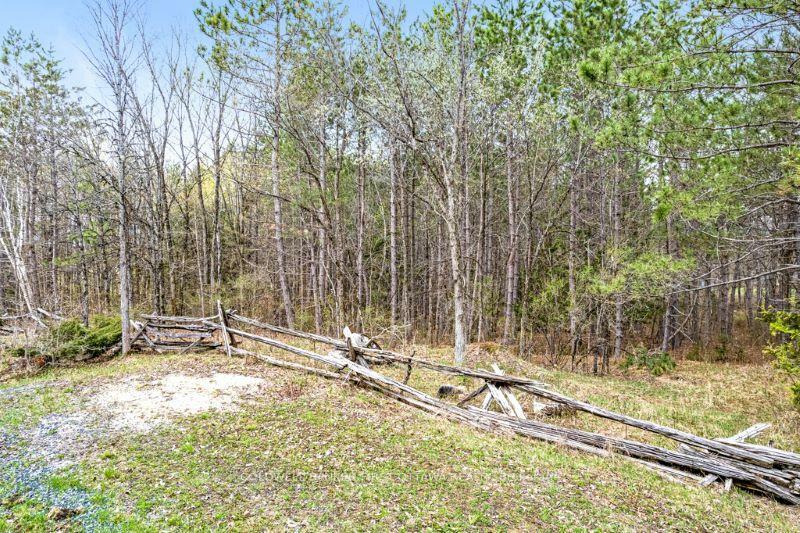 Photo de la propriété: 470 11th Line South Sherbrooke Rd ON K0H 2B0