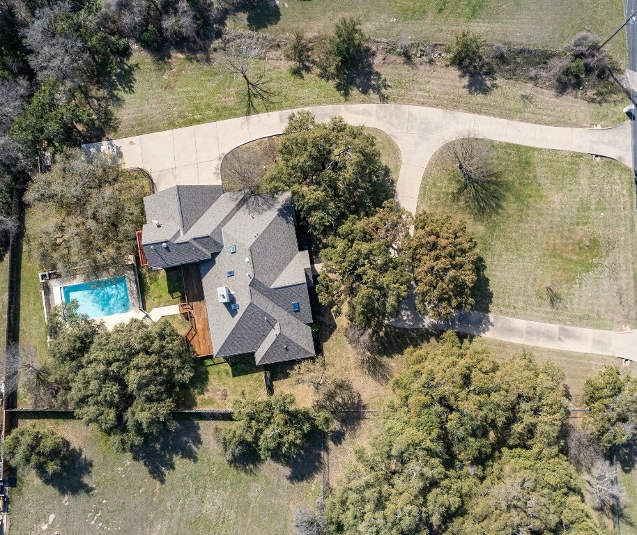 Property Photo: 212 Cassidy Drive S TX 78628