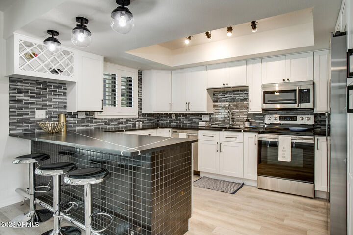 Property Photo: 6326 N 86th Street AZ 85250