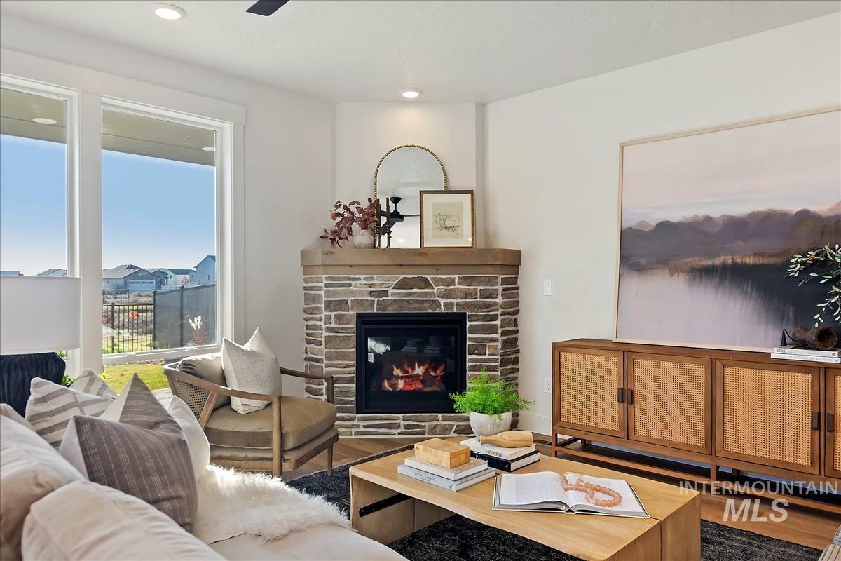 Property Photo: 4588 N Alameda Creek Ave ID 83646