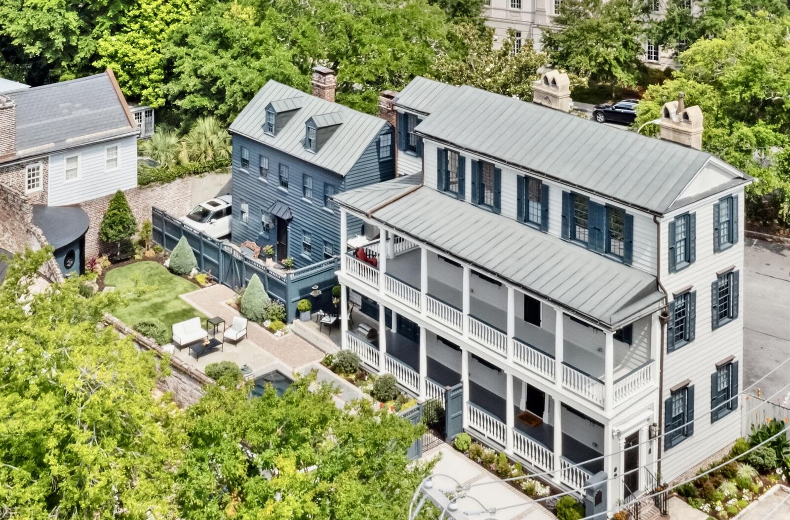 Property Photo: 5 Alexander Street SC 29401