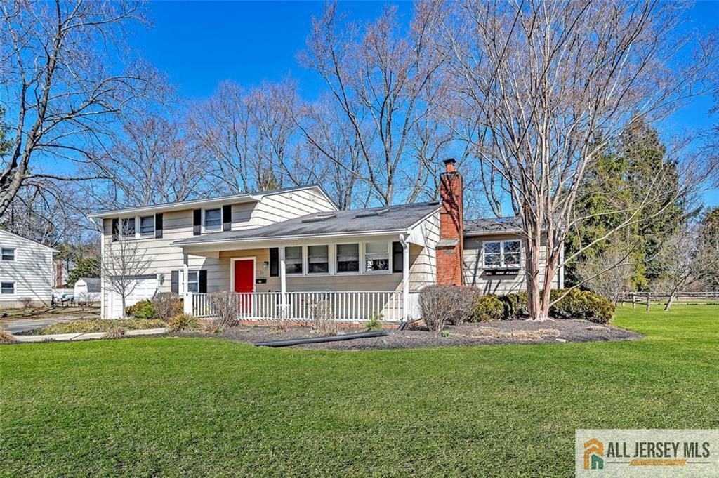 Property Photo:  23 Griggs Road  NJ 08512 