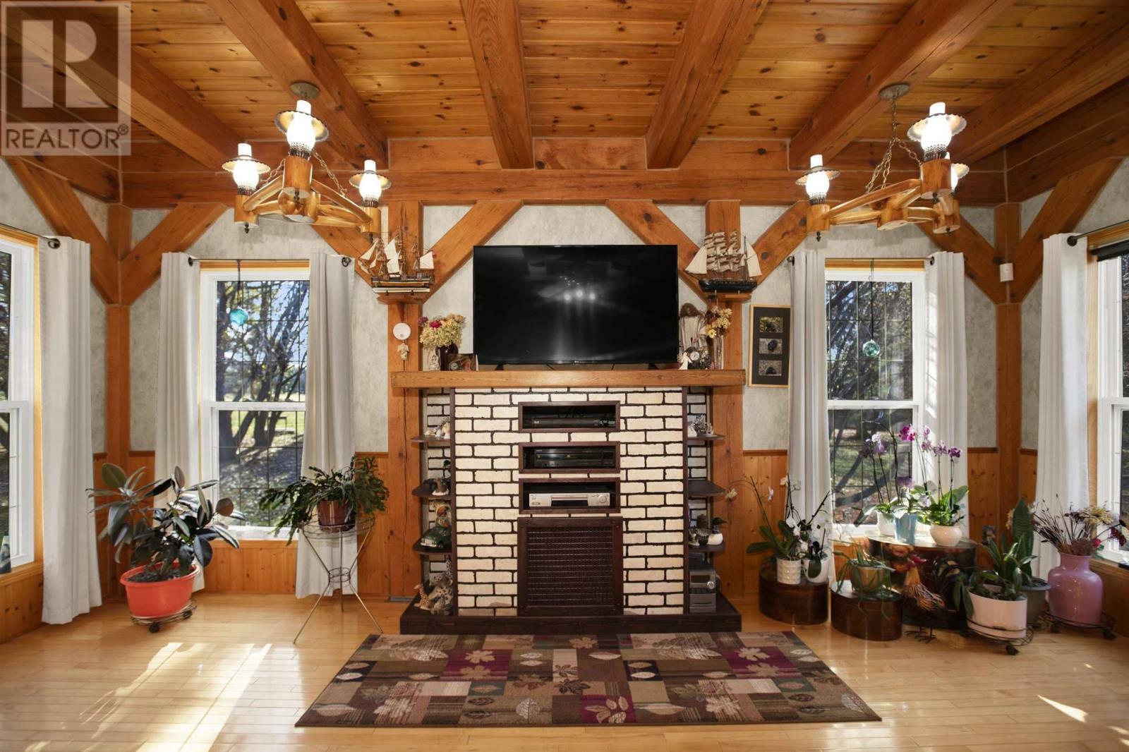 Property Photo: 50 Heatwole Rd ON P0W 1A0