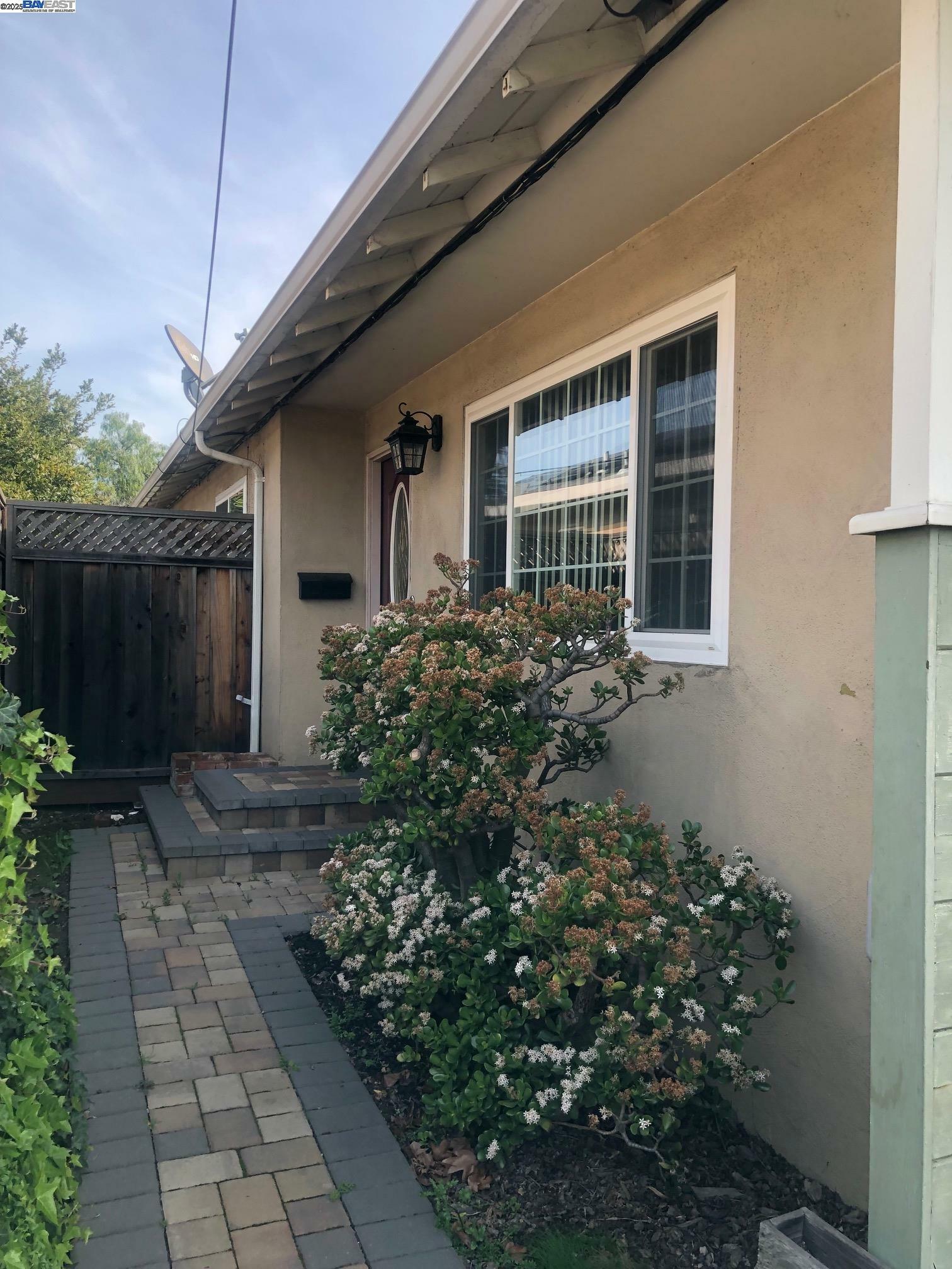 Property Photo: 3086 Greenview Dr CA 94546