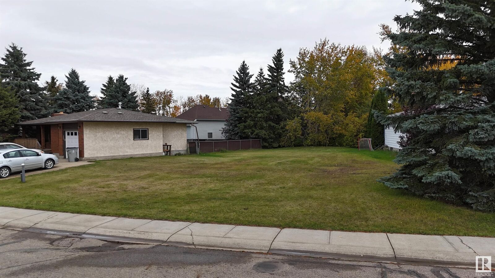 Property Photo:  5322 64 Street  AB T0A 2W0 