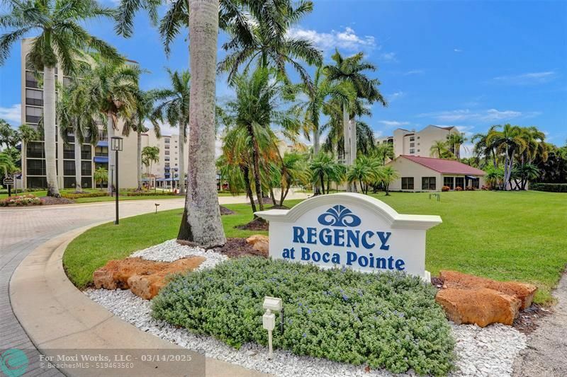 Property Photo:  7580 Regency Lake Dr 402  FL 33433 