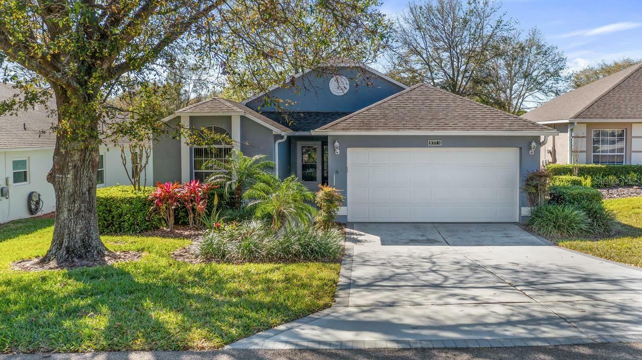 Property Photo:  3773 Eversholt Street  FL 34711 