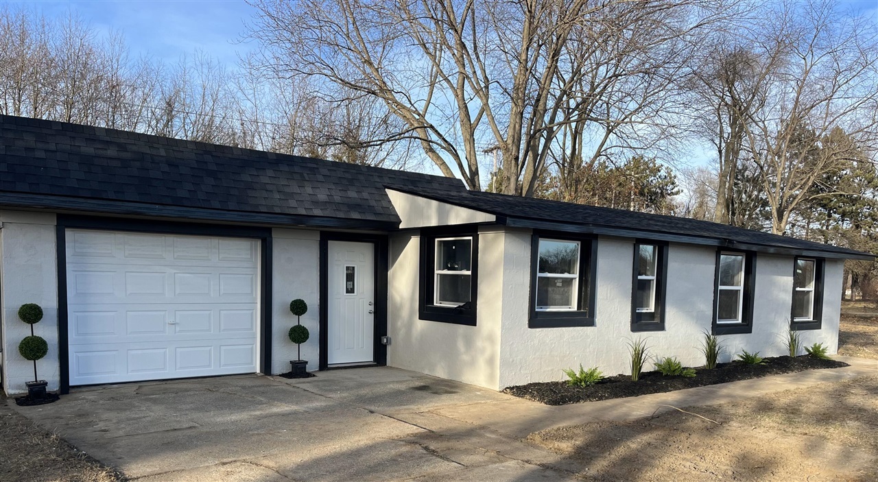 16686 Lovers Lane  Three Rivers MI 49093 photo