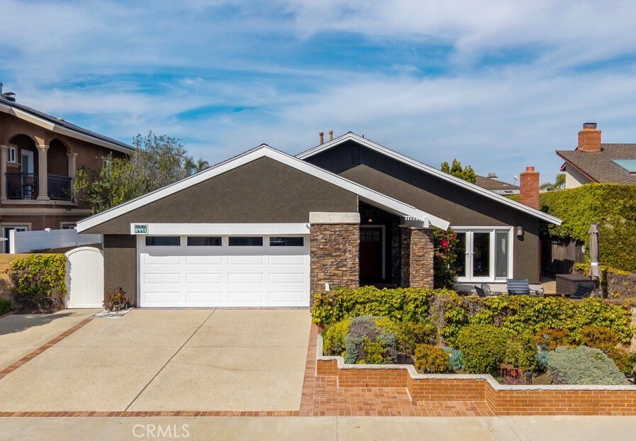 Property Photo: 8441 Norfolk Drive CA 92646