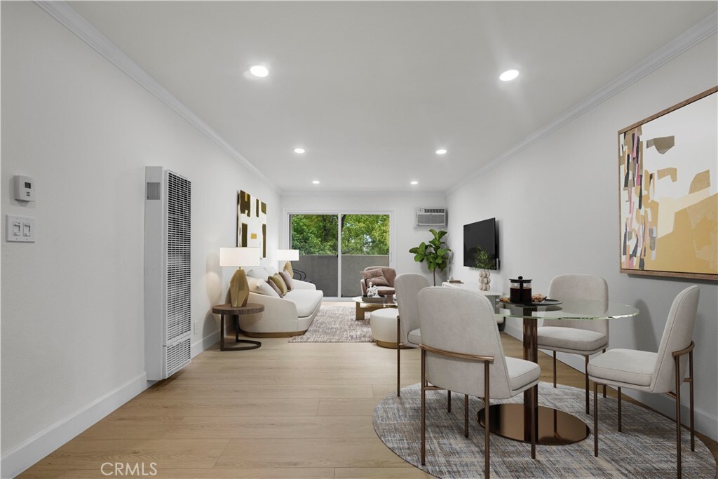 Property Photo: 409 Burchett 203 CA 91203