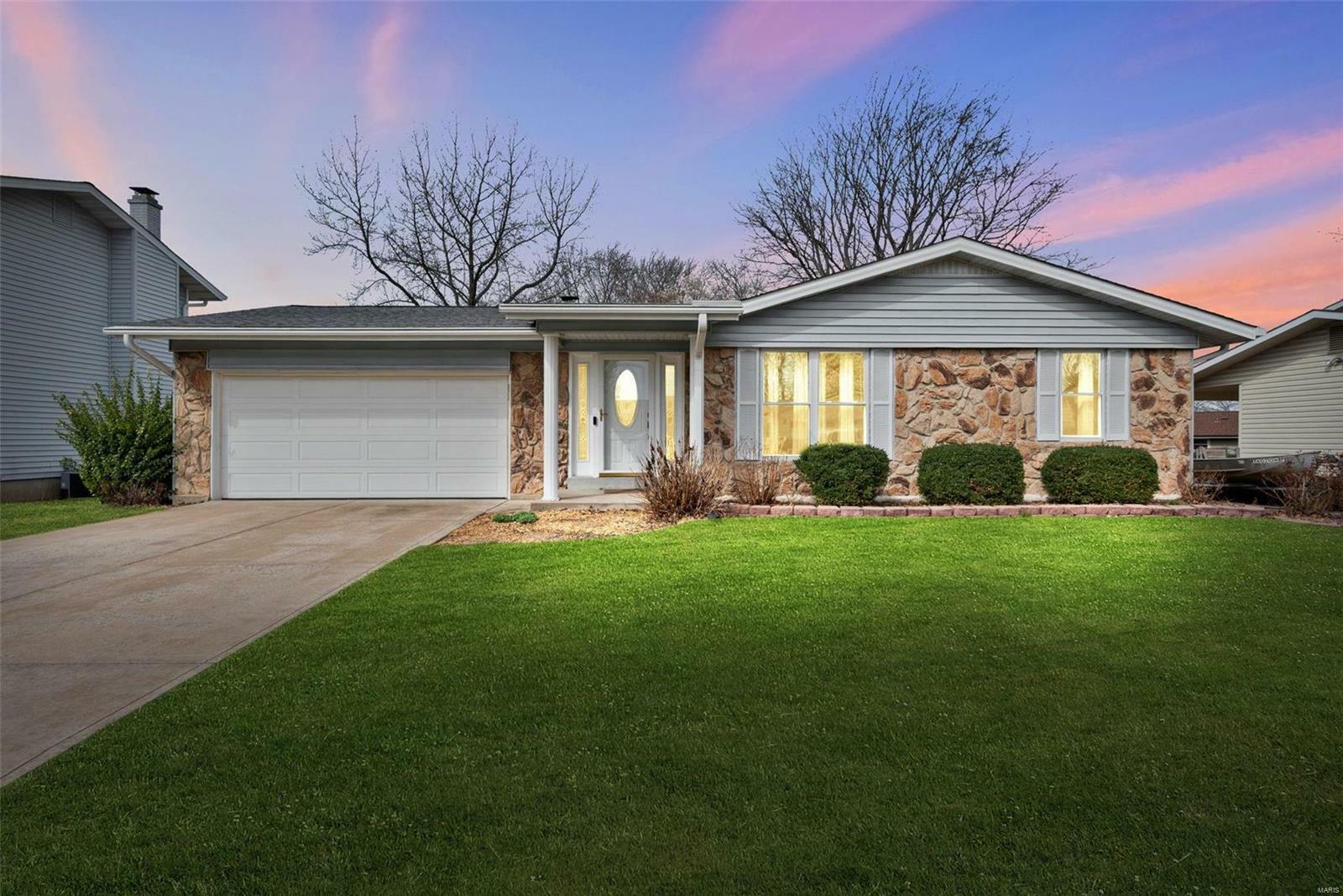 45 Dogwood Lane  St Peters MO 63376 photo