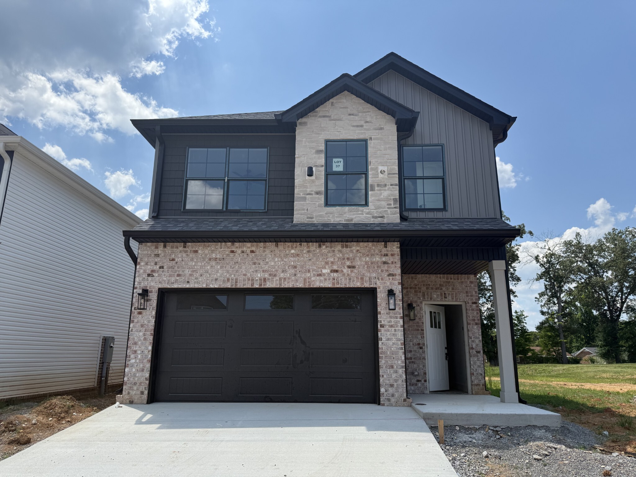 Property Photo:  37 Charleston Cove  TN 37043 