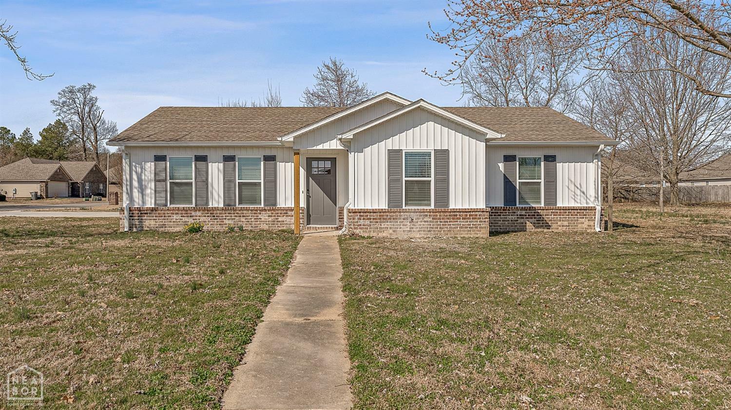 703 Elizabeth  Jonesboro AR 72401 photo