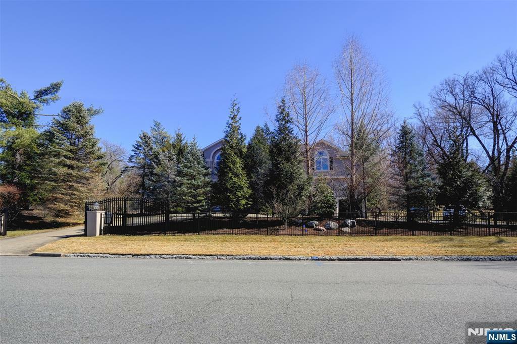 Property Photo: 74 Sherwood NJ 07648
