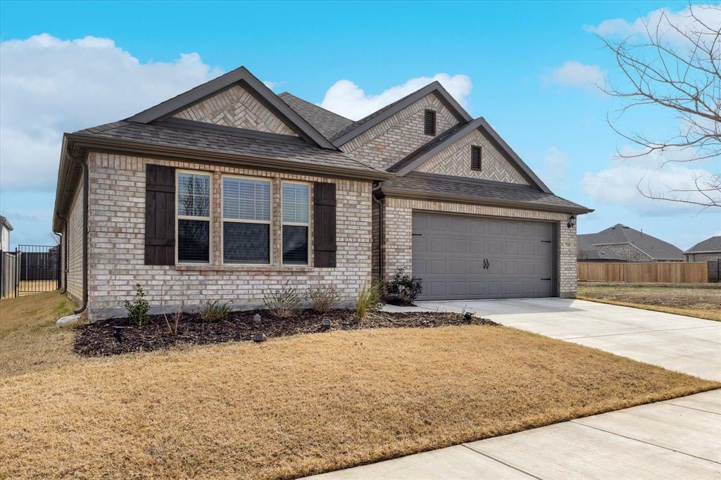 Property Photo:  7518 Prairie Holly Lane  TX 76084 