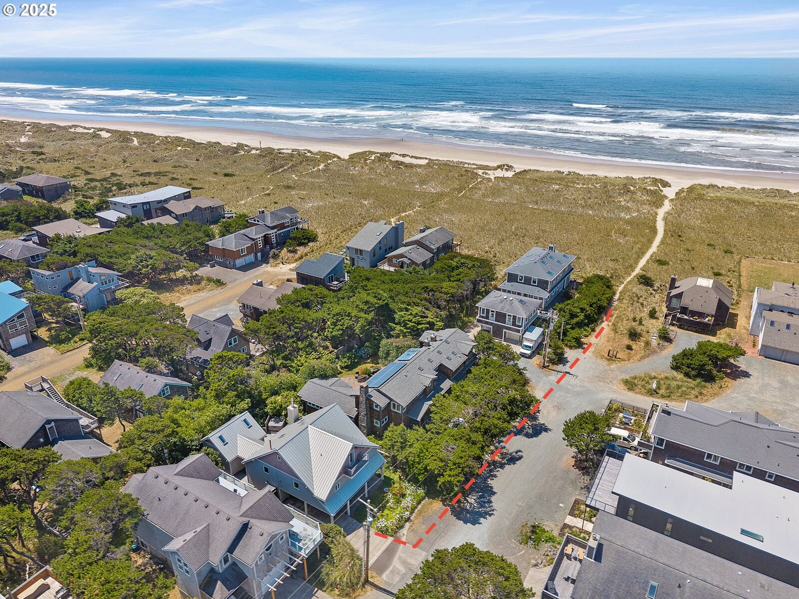 Property Photo: 8917 Spindrift Ln OR 97130