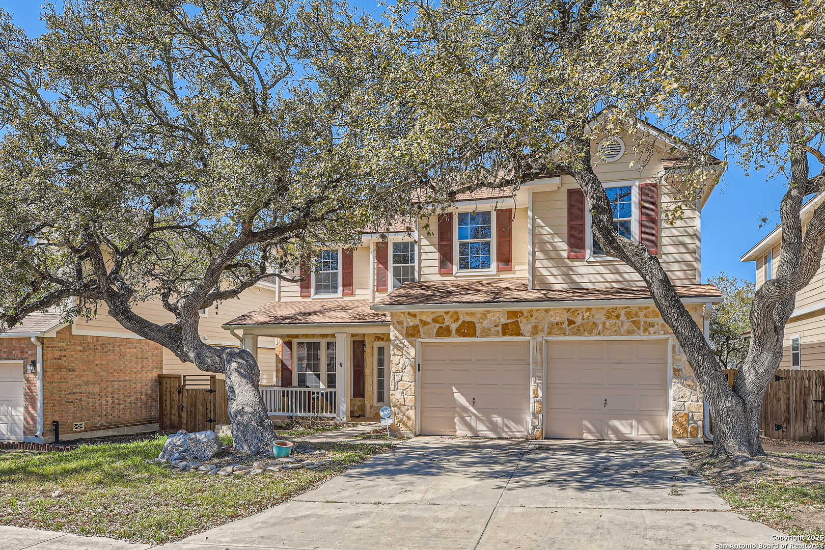 Property Photo:  919 Calico  TX 78260 