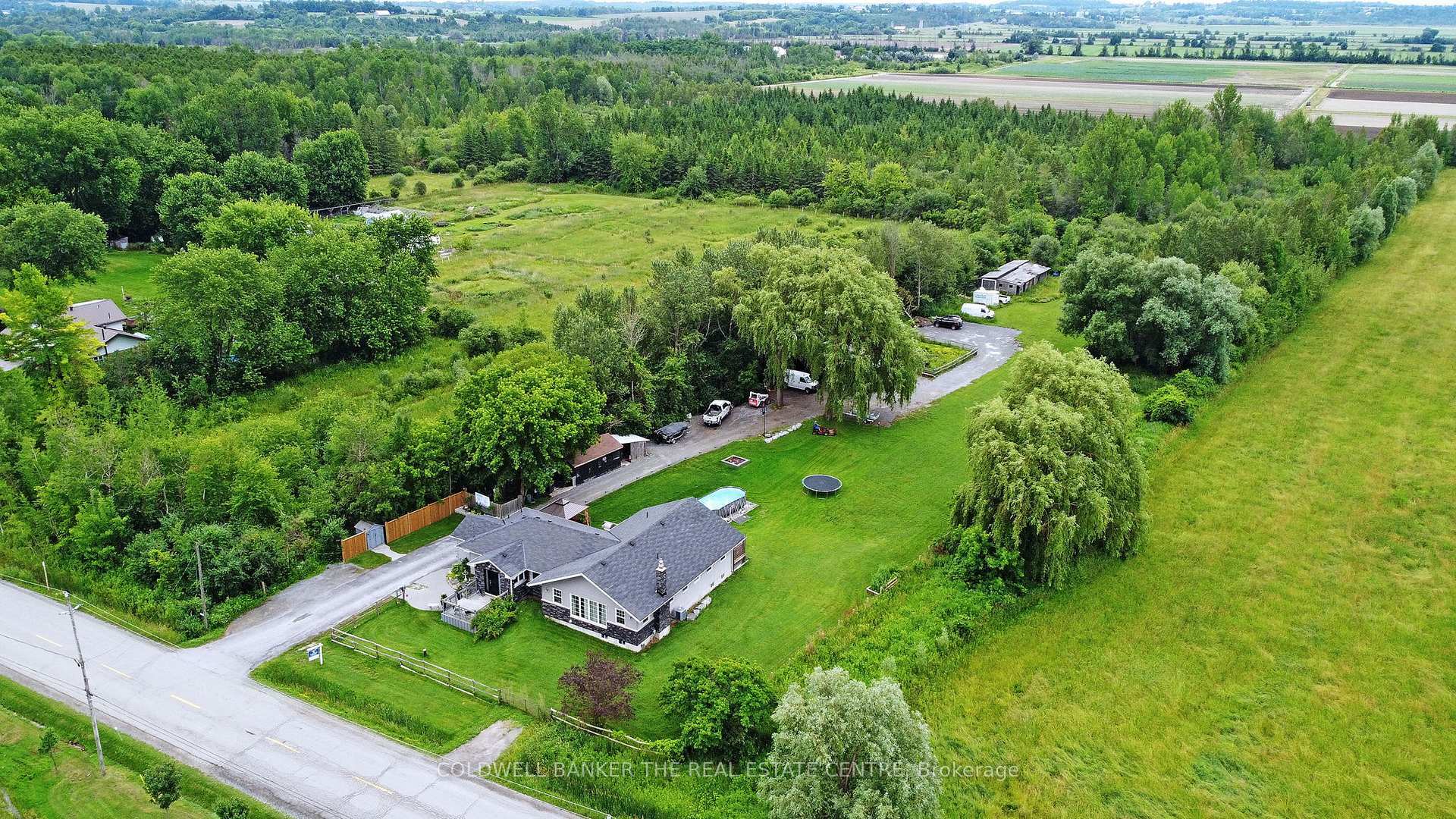 Property Photo:  1109 Ravenshoe Road  ON L9P 1R2 