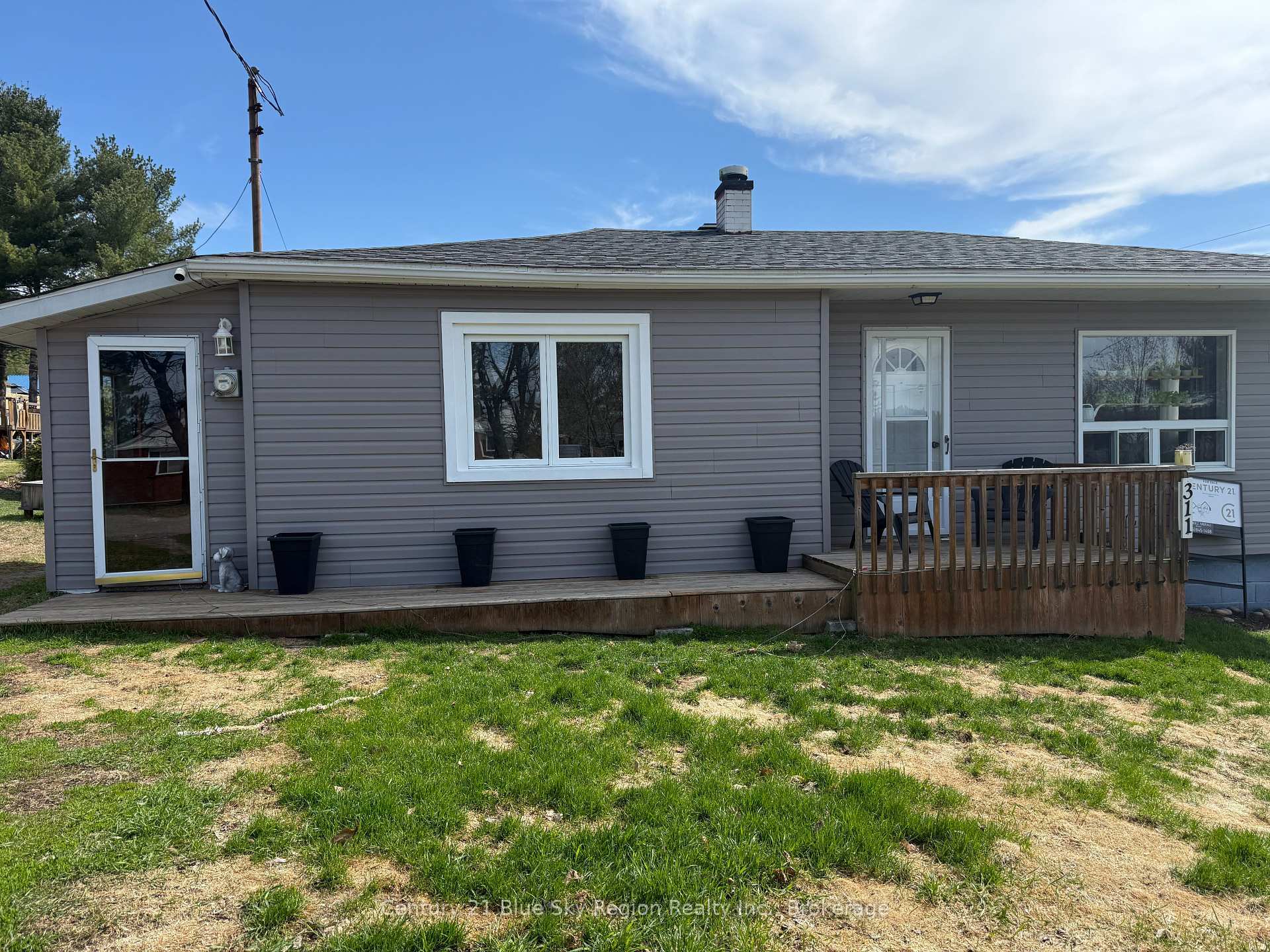 Property Photo: 311 Seventh Street ON P0H 1V0