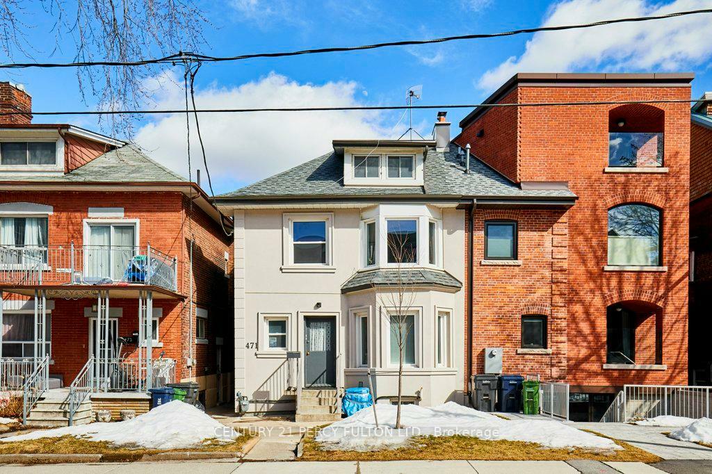 Property Photo: 471 Shaw Street ON M6G 3L4
