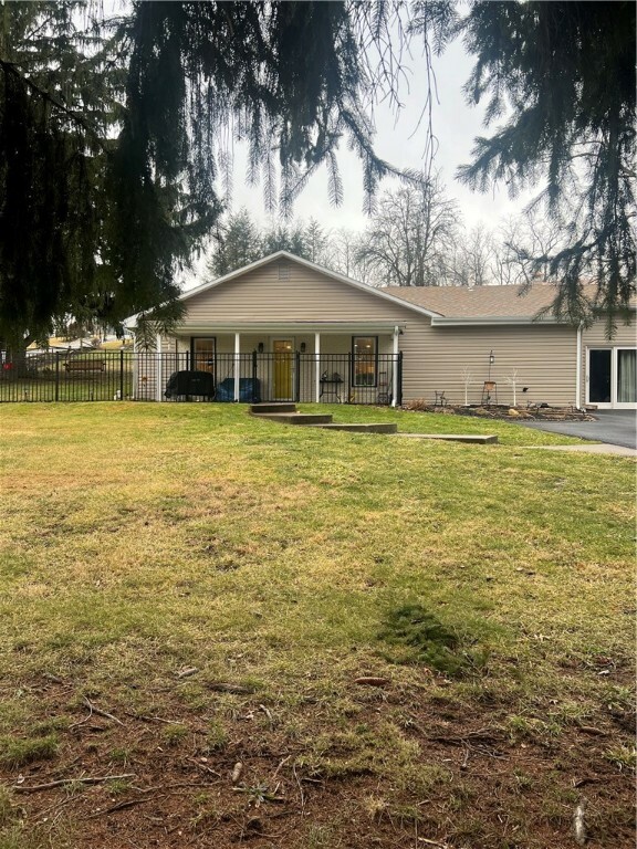 Property Photo:  1060 Hahntown Wendel Rd  PA 15642 