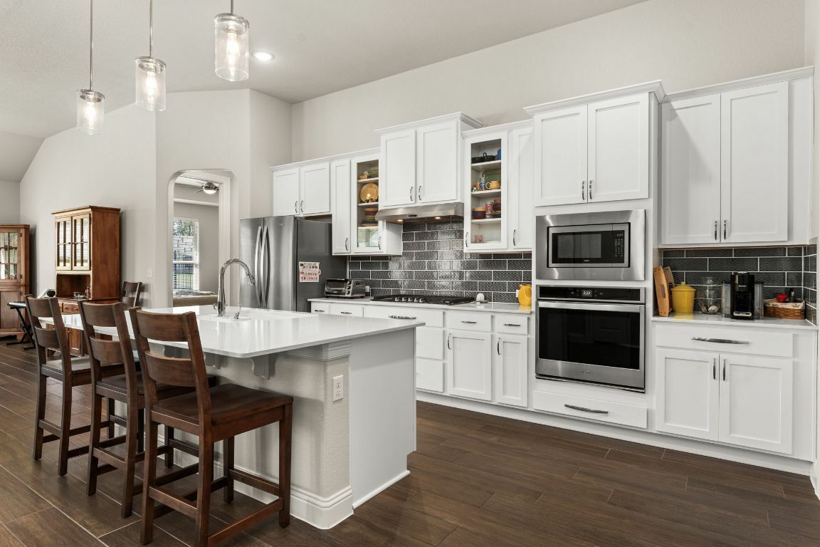 Property Photo: 216 Gulfton Street TX 78738