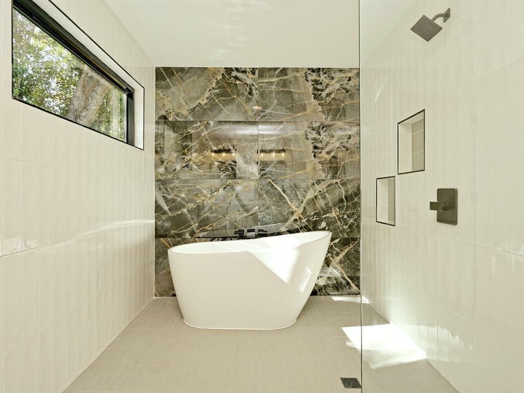 Property Photo: 5010 Rowena Avenue 1 TX 78751