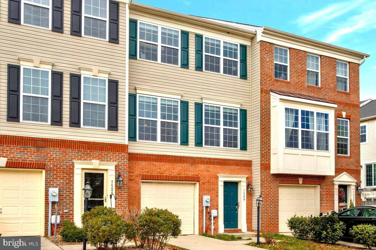 Property Photo: 7524 Briargrove Lane MD 21060