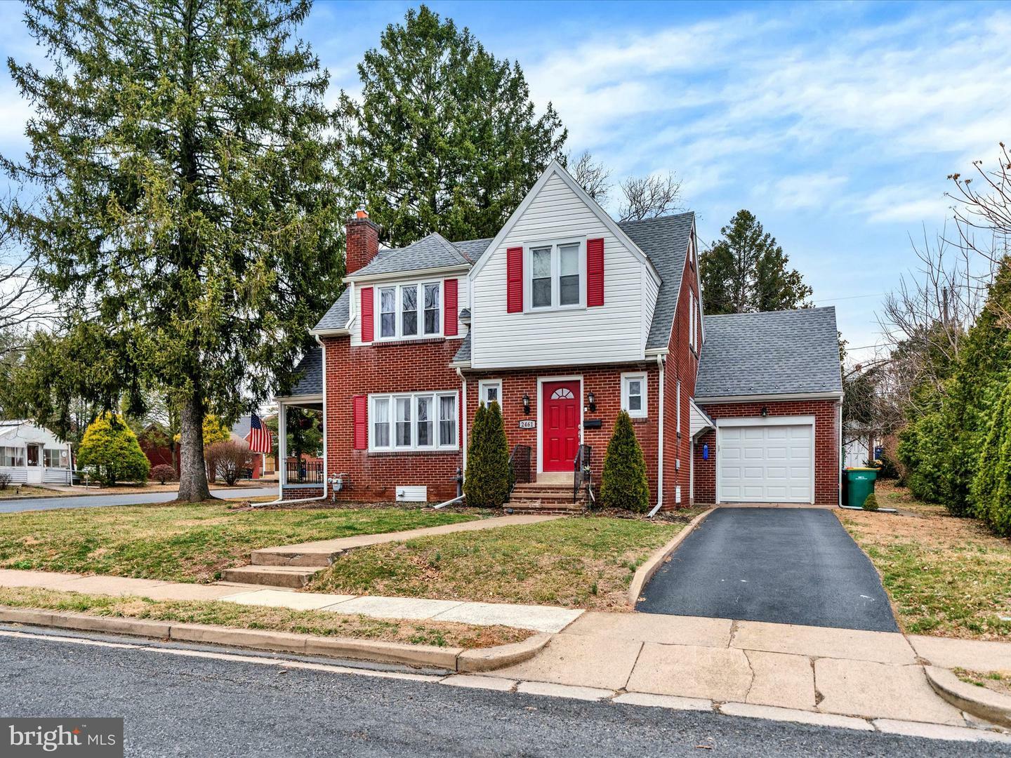 Property Photo: 2461 Garfield Avenue PA 19609
