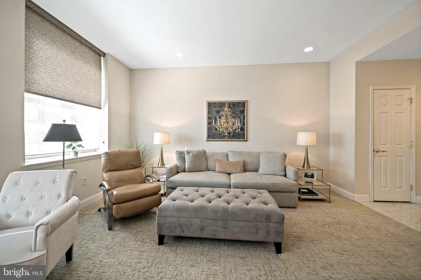 Property Photo: 1600 Arch Street 18 1804 PA 19103