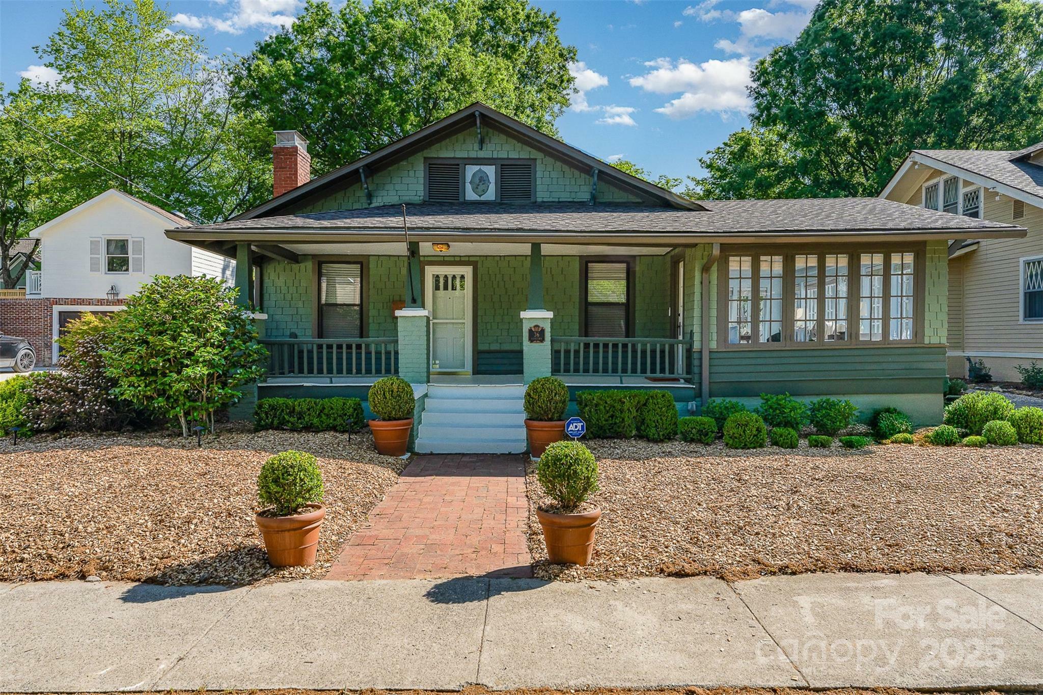 Property Photo: 36 Yorktown Street NW NC 28025