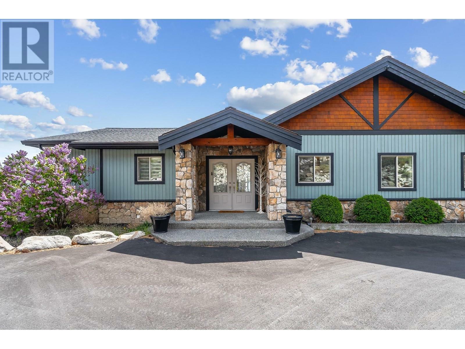 Photo de la propriété: 6488 Monck Park Road BC V1K 1B8