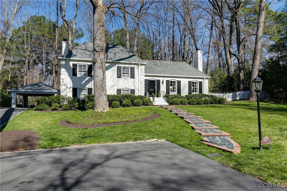 Property Photo: 206 W Hillcrest Avenue VA 23226